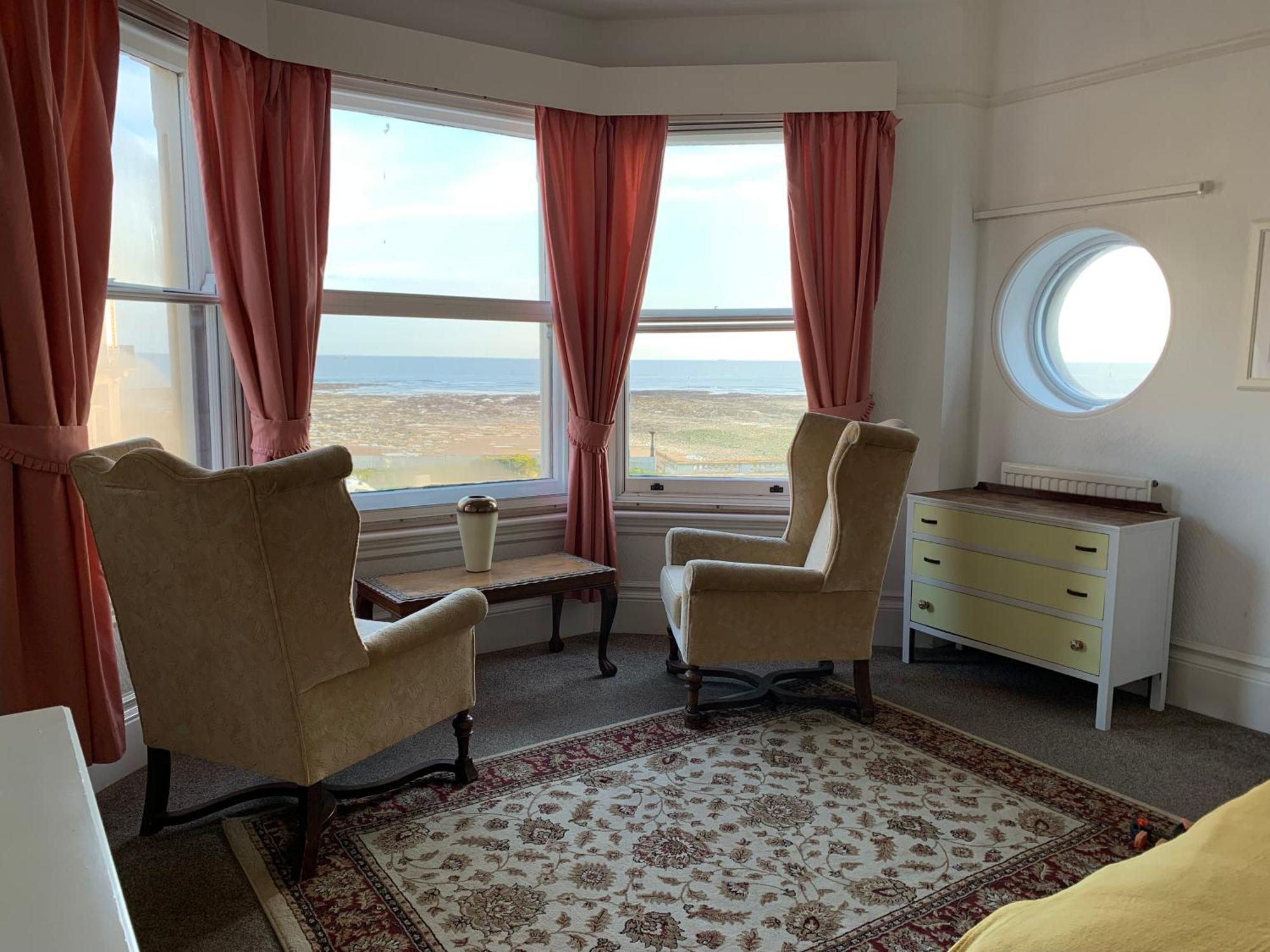 Spectacular Sea View Double, With Exclusive Bathroom & Use Of Patio And Bike Store Margate Exterior foto