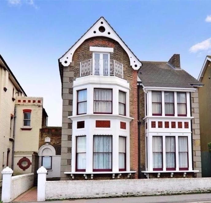 Spectacular Sea View Double, With Exclusive Bathroom & Use Of Patio And Bike Store Margate Exterior foto